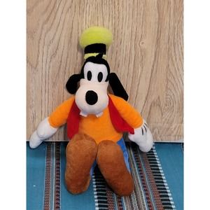 Disney Just Play Goofy Plush Stuffed Toy 12" Mickey Mouse Clubhouse and Friends
